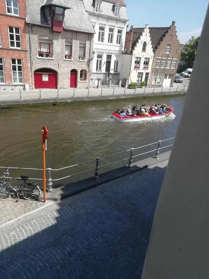 Mooie Zwaantjes Brugge Apartment  Bruges